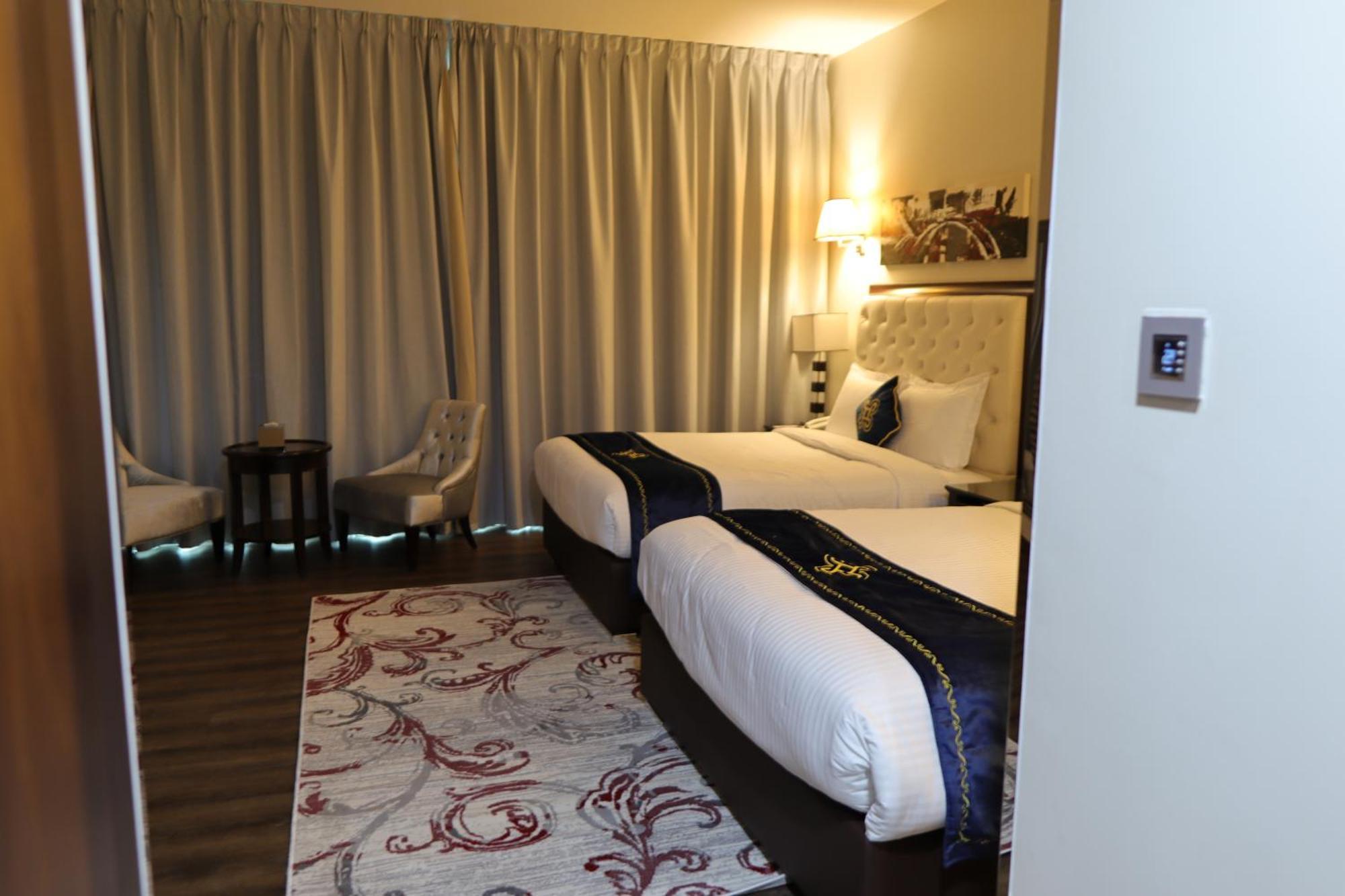 Seven Seas Hotel ดูไบ ภายนอก รูปภาพ